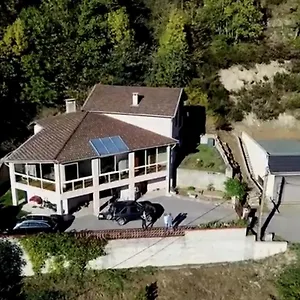 https://villa-unique-dans-les-pyrnes-proche-randonnes-et-andorre.midi-pyreneeshotels.com